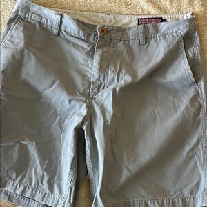 Vineyard Vines Men's Light Gray Shorts